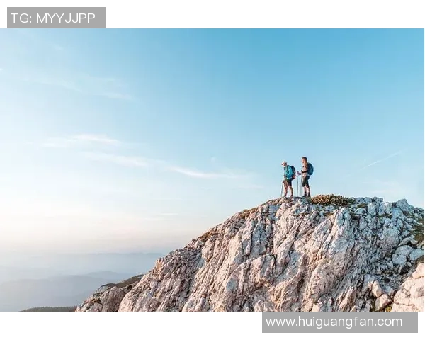 徒步与登山的魅力：在自然中感受身心的洗礼与重生